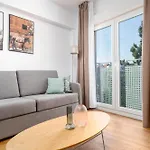 Limehome Calle Postigo Bajo