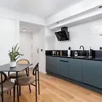 Limehome Calle Postigo Bajo